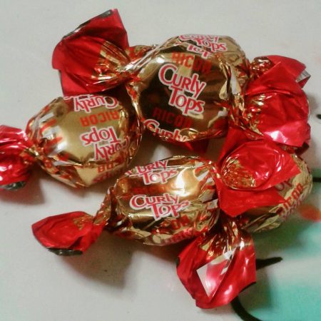 Curly Tops choco