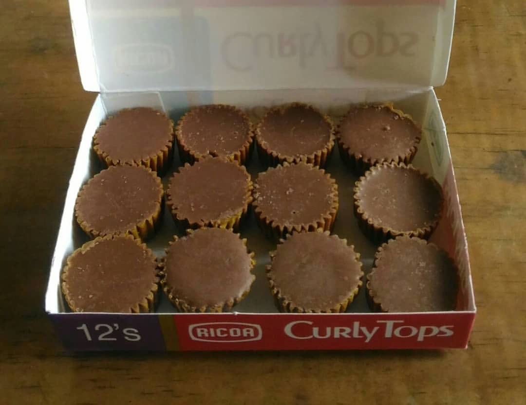 Curly Tops different from Flat Tops